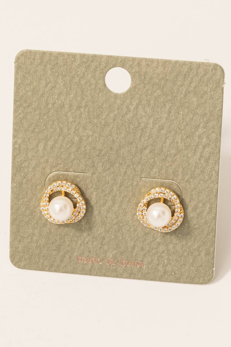Rhinestone Halo Set Pearl Stud Earrings